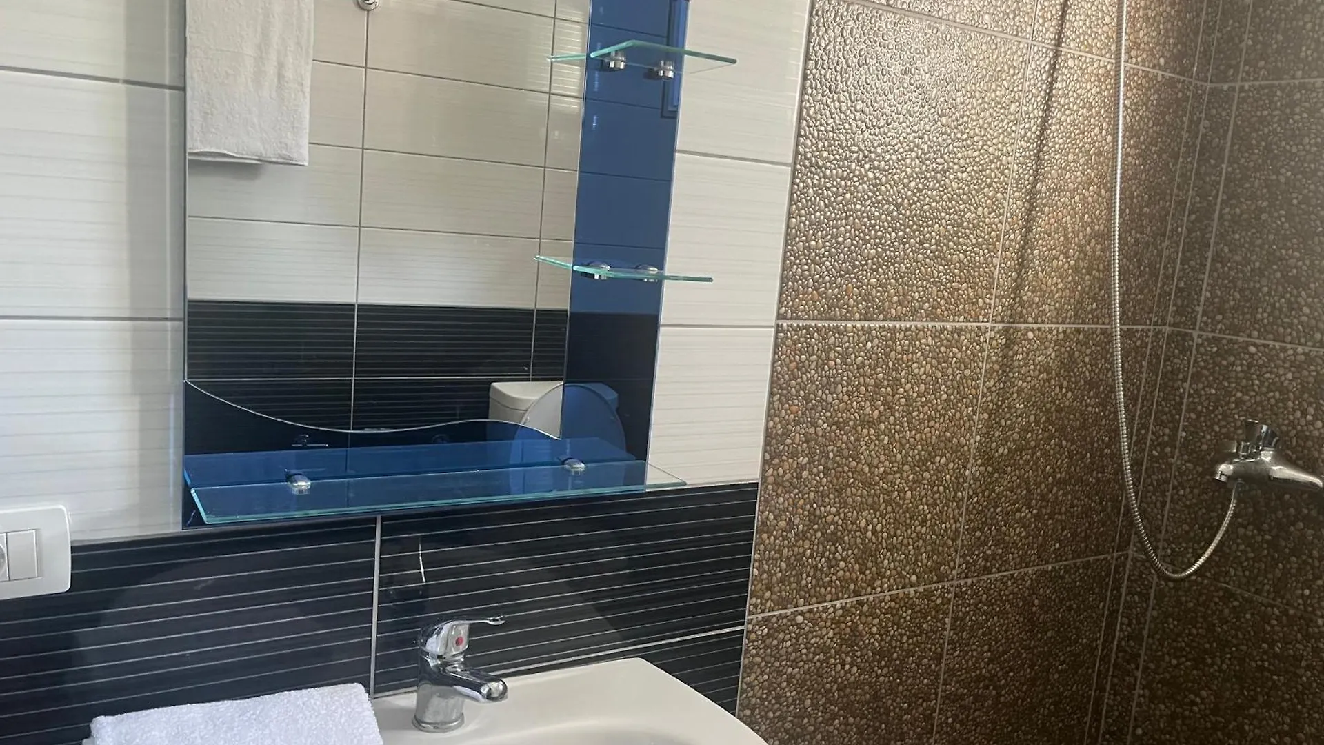 Himara Horizon Hotel Gæstehus Himarë